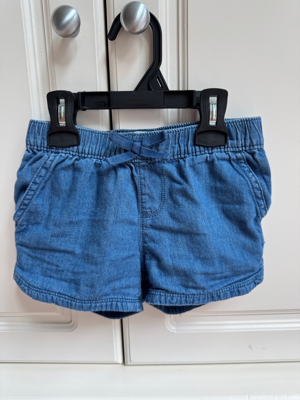 The Children's Place Girls Soft Denim Chambray Shorts 100% Cotton Size 5